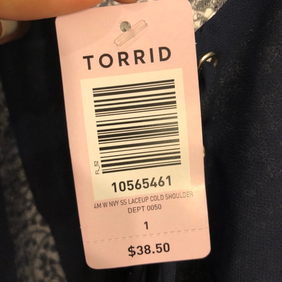 Torrid Top - Picture 2 of 6